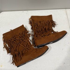 Fringe Suede Boots - Brown